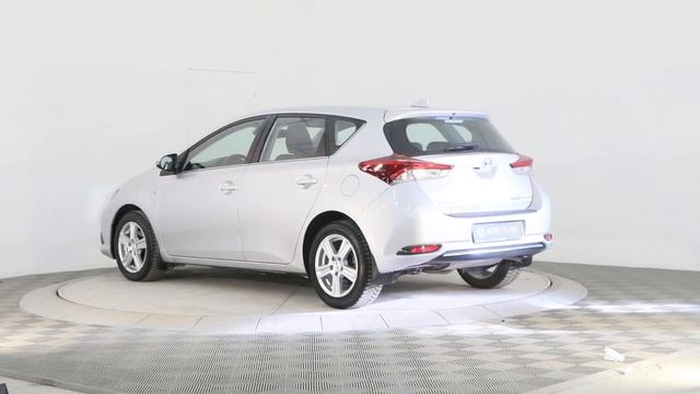 Toyota Auris 1,8 Hybruid E-cvt Active s, 2016 смотреть онлайн