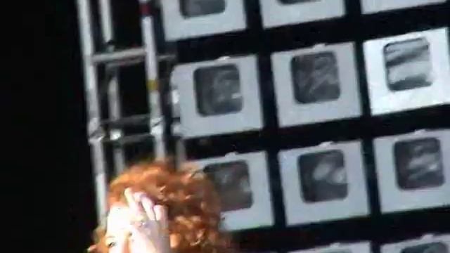 Auf der Maur - Independant Days Festival - 09/05/2004 смотреть онлайн