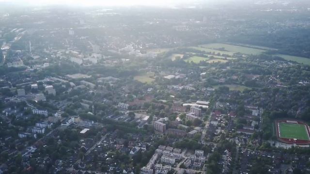 Hamburg Drohne Video квадрокоптер смотреть онлайн