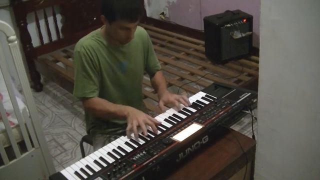 Arranhando o Roland Juno g смотреть онлайн