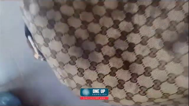 Steam Cleaning of handbag смотреть онлайн