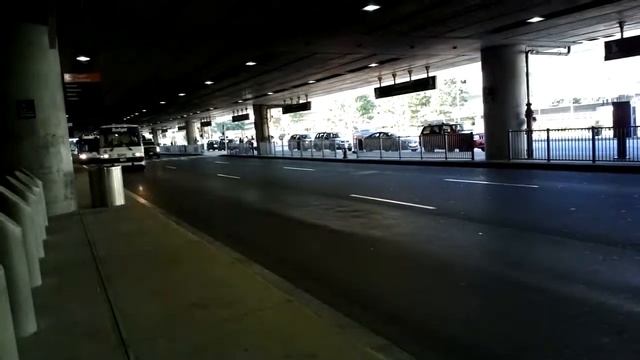 Bus Stop @ Logan International Airport Boston смотреть онлайн