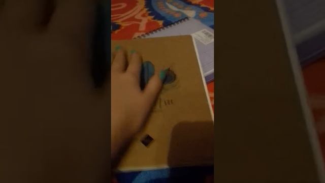 Моё первое видео . Для чего можно использовать не нужные блокноты ???? смотреть онлайн