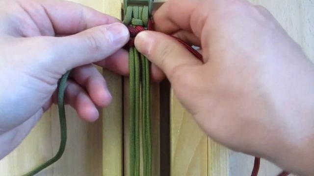 Браслет из паракорда Solomon Variation смотреть онлайн
