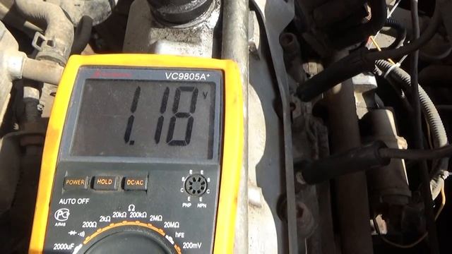 Датчик положения дроссельной заслонки.Проверка мультиметром.Всё просто. смотреть онлайн