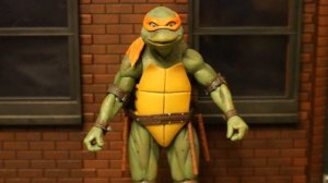 Neca 1990 Teenage Mutant Ninja Turtles GameStop TMNT Action Figure Review & Comparison