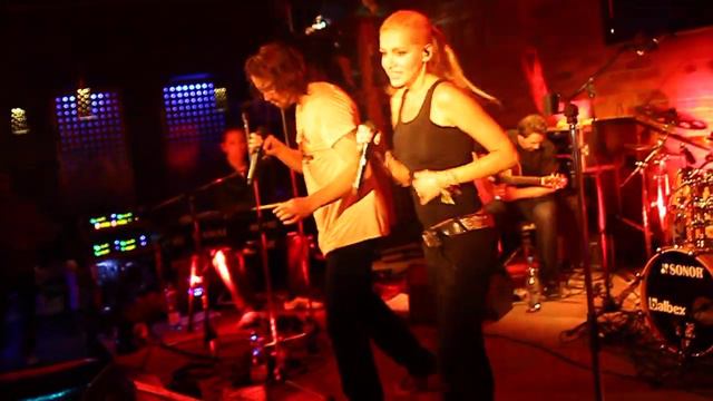 Dan Bárta & Dara Rolins - Slim Jim (Fabric Ostrava) смотреть онлайн