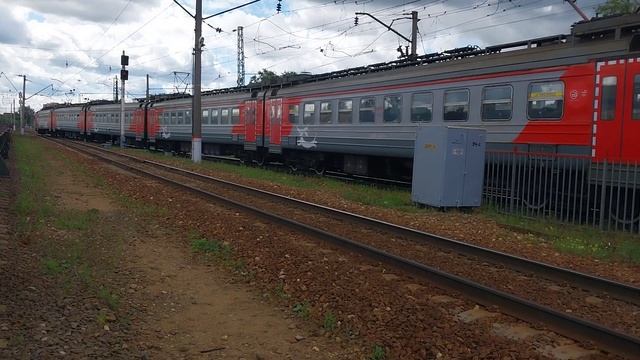 "Дневной РЭКС" Электропоезд ЭД4М-0402 "Экспресс" смотреть онлайн