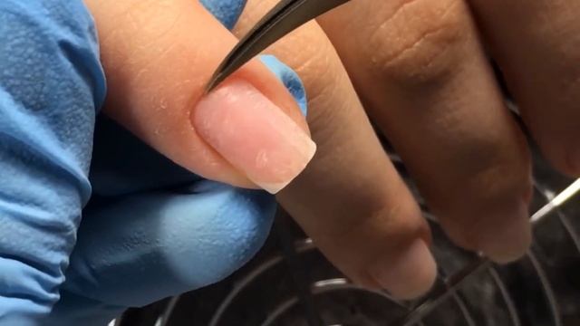 Маникюрный ТРЕНД лета 2018 | ФОЛЬГА на все ногти смотреть онлайн