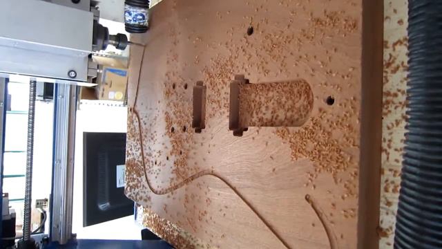 CNC guitar body - Ibanez Iceman Copy смотреть онлайн