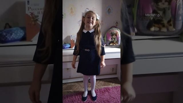 Поздравляю всех с Днем знаний!!! Песня "Праздник сентября" смотреть онлайн