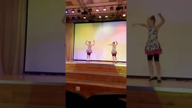 Две половинки( Даша и Саша ) смотреть онлайн