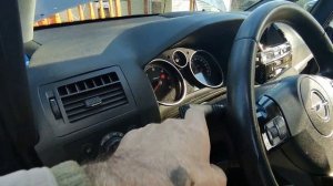 Обзор Опель Зафира Б . 2008 год 1.9 дизель  88 киловат Салон автомобиля  Разборка сидений