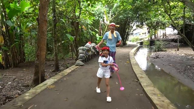LEIKA CHALLENGE BALAPAN HULA HOOP KAKI MALAH KENA SYNDROM ? DRAMA PARODI SYNDROM LATTO LATTO VIRAL смотреть онлайн