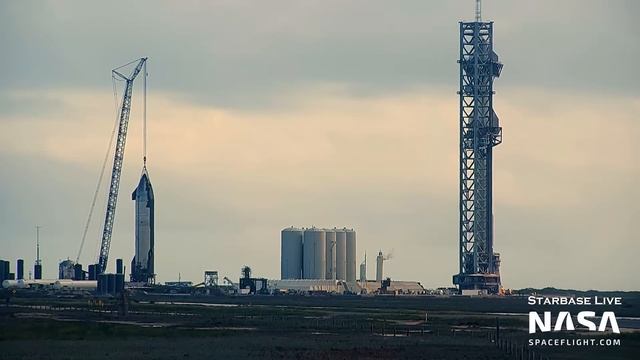 Ship 24 Destacked from Booster 7 for Static Fire | SpaceX Boca Chica смотреть онлайн