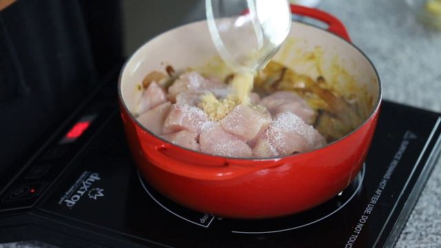 Indian Curry Chicken with Coconut Milk смотреть онлайн