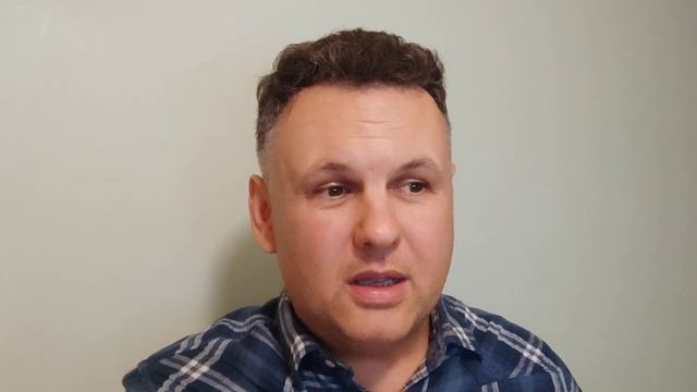 Зачем нужны дураки, копающиеся в чужом грязном белье? Всех оценивают и обесценивают только дураки смотреть онлайн