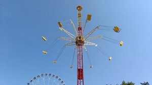 Аттракцион "Властелин небес". Радуга-парк, Екатеринбург.