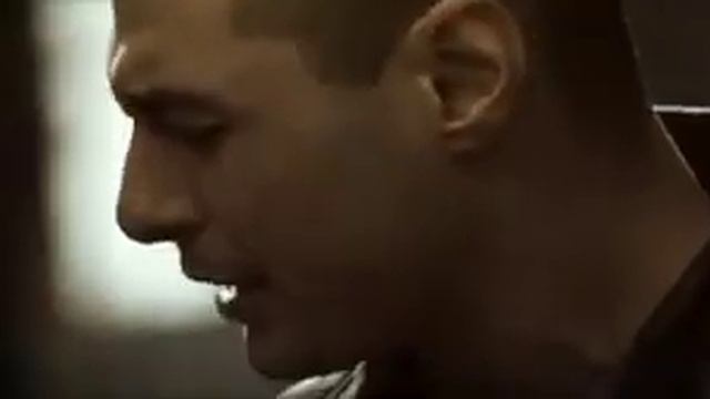Fabri Fibra - Incomprensioni (Con Federico Zampaglione) смотреть онлайн