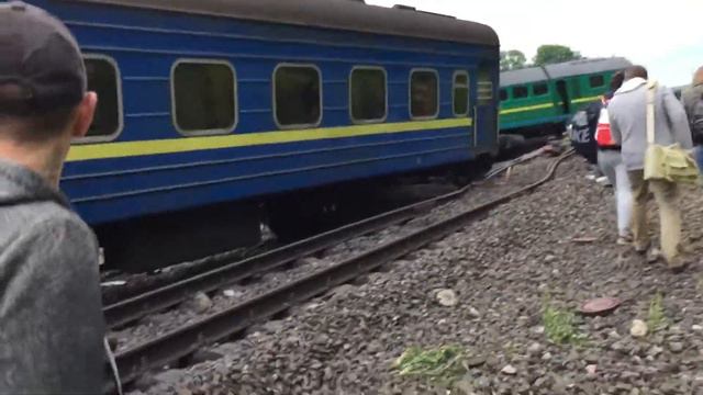 27.05.2017 поезд сошёл с рельс Киев Камянец Подольский смотреть онлайн