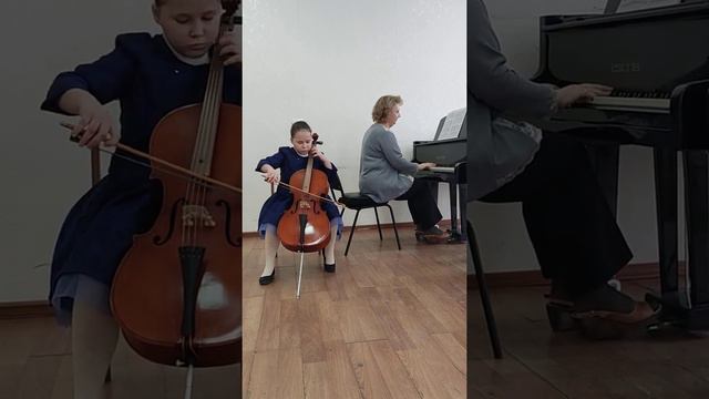 Ф.Шуберт Экосез/Фатхутдинова Анна, виолончель смотреть онлайн