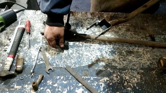 Skoda Felicia 1.3 ремонт кулисы кпп смотреть онлайн