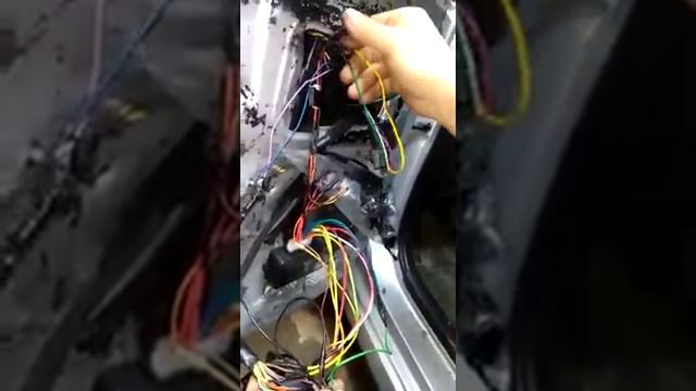 Подключение даводчика стекал Хендай Салярис смотреть онлайн