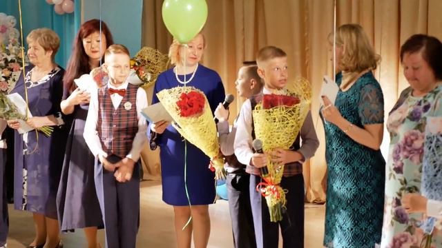 Эпизод 3 - Поздравление от учителей смотреть онлайн