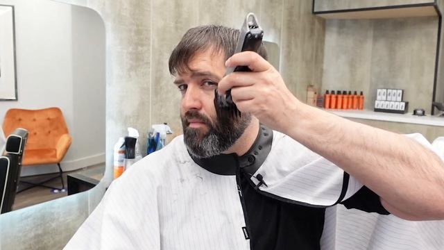 How to Cut Your Own Hair with Clippers смотреть онлайн