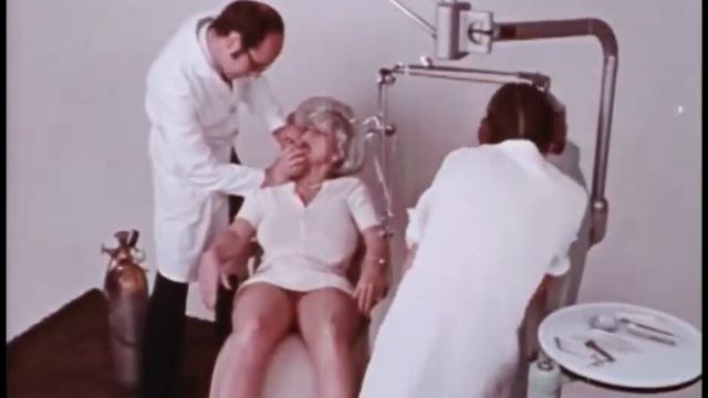 Candy Samples Gets a Toothache смотреть онлайн