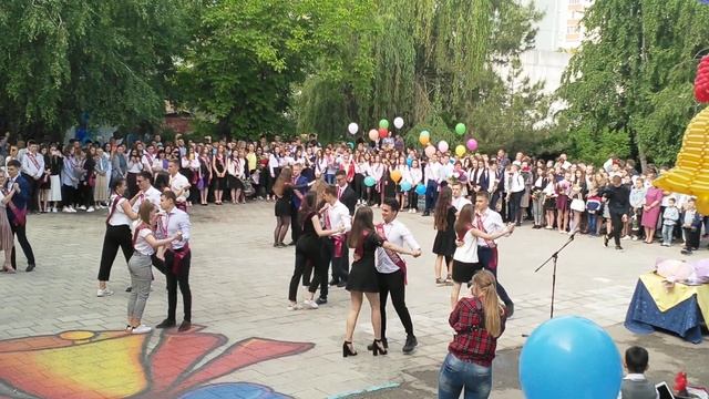 Последний звонок 2019, гимназия №6 г.Волгоград смотреть онлайн