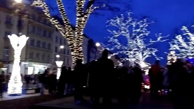 Варшава.рождество 25.12.2016 года.Boże narodzenie w Polsce 25.12.2016 смотреть онлайн