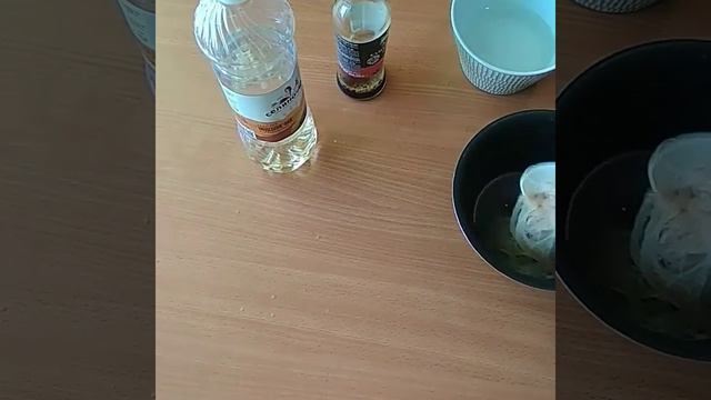 Скумбрия маринованная в соевом соусе с фунчозой смотреть онлайн