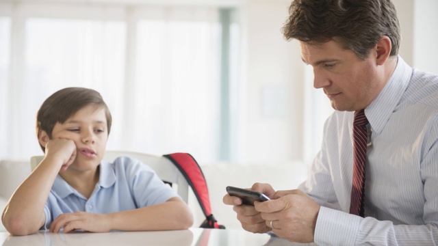 Raising the Digital Generation смотреть онлайн