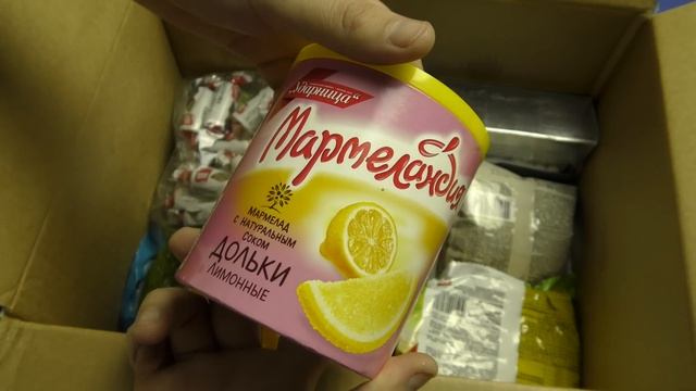 Огромная посылка вкусняшек, от которой я просто потерял дар речи! Посылка от Подписчицы в 4k смотреть онлайн