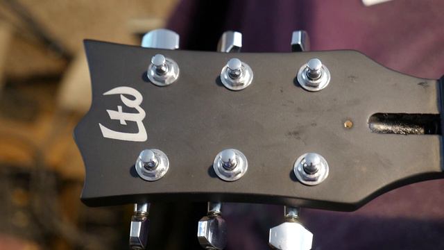 My First LTD Guitar | Trade Tuesday S2 E2 | ESP LTD EC-10 Review + Demo смотреть онлайн