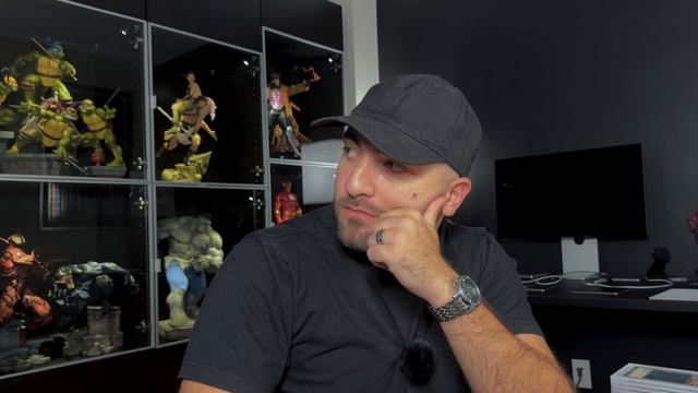 A Viewer Came Over with an Insane $75,000 Collection! смотреть онлайн