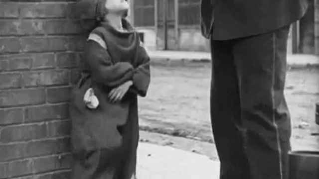 The Kid - Charlie Chaplin
