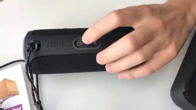 Распаковка - Портативная колонка JBL Flip 5 смотреть онлайн
