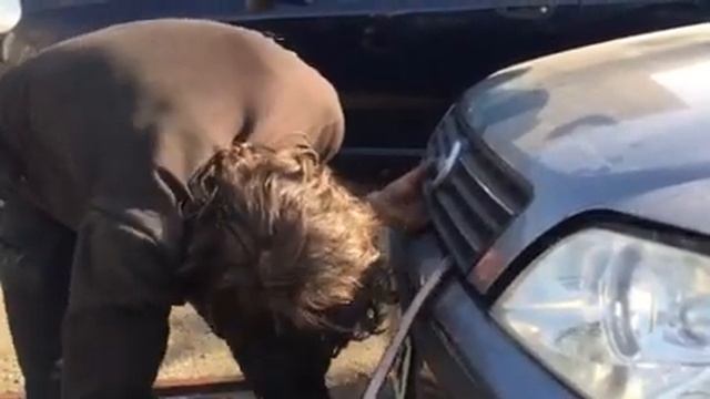 Fiat Punto bonnet release video 3