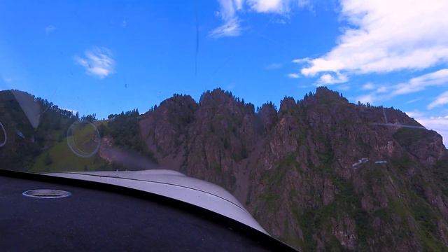 Полет на самолете из Усть-Кокса в Барантал. Алтай. смотреть онлайн