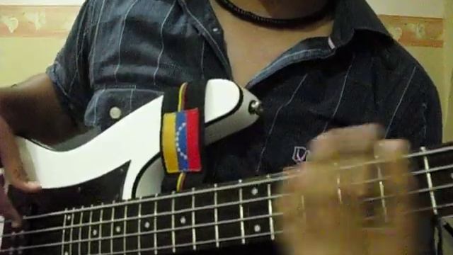 Test Ibanez Bass SRX430 смотреть онлайн