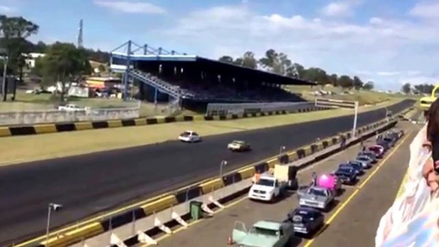 Koval evo vs ford V8. Powercruise 2015 off street drags. Round 1 смотреть онлайн