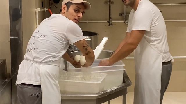 Любимый Магазин в Стамбуле EATALY - многофункциональное место в Зорлу Центре/ Zorlu Center 2022 IST смотреть онлайн