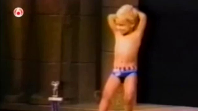 Мальчик – бодибилдер смотреть онлайн