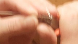 как сделать своими руками простой замок для цепочки. Застежка Карабин !