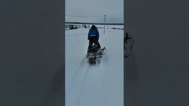 Первый пробный выезд самодельного снегохода смотреть онлайн