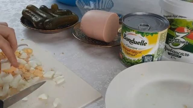 Салат оливье. Вкусный домашний рецепт. Салат қазақша рецепт смотреть онлайн