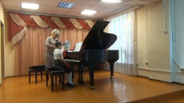 Видеофрагменты урока Михопаркиной Т.Г. с Шестопаловой Анастасией, ДМШ № 1 г. Рубцовска смотреть онлайн