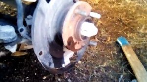 Замена колесных шпилек Ниссан Блюберд